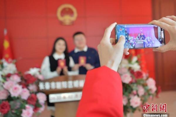 2025年领结婚证的好日子农历 2025年领结婚证的好日子农历