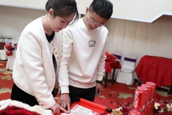 2021年农历4月哪天订婚好 2021年农历4月哪天订婚好