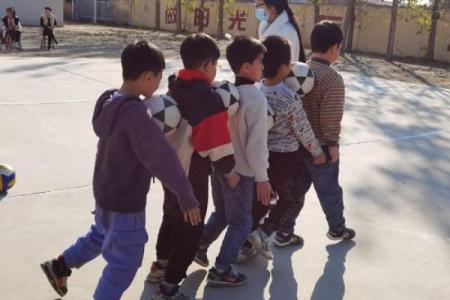 二人三足打一个生肖(二人三足最准确一肖)