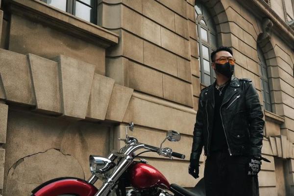 男人梦见骑摩托车是什么意思