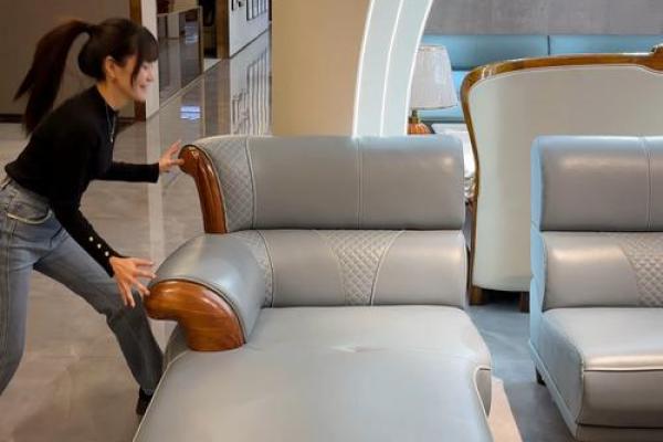 沙发靠楼梯风水 沙发靠楼梯风水