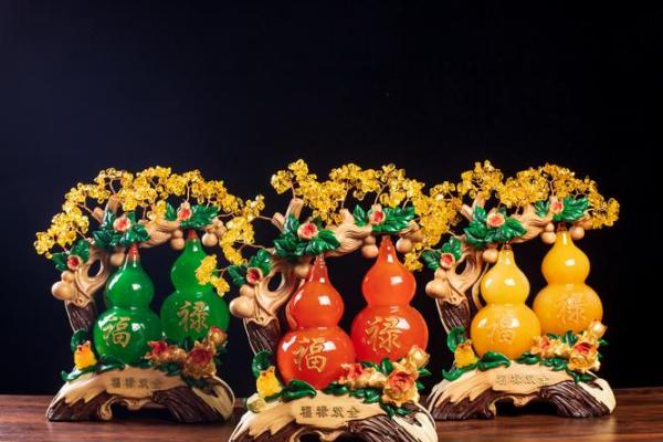 家里挂一个家居风水葫芦 保平安 还能招来财运