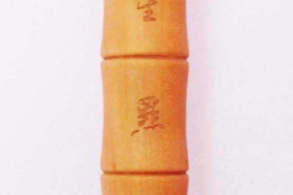 六爻风水_冯化成著六爻神探这本书籍属于那个派