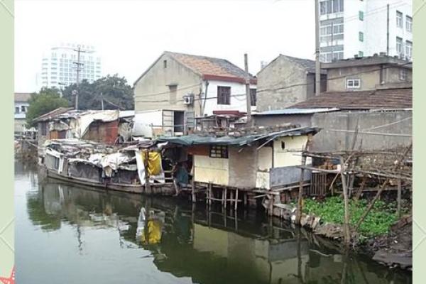 风水上房子前有水坑好不好