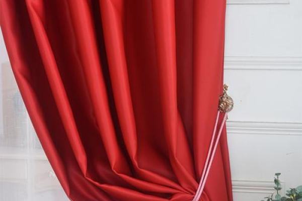 红色窗帘风水学 红色窗帘招鬼吗 红色窗帘风水学 红色窗帘招鬼吗