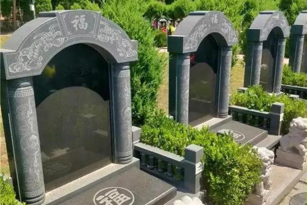 人丁兴旺的风水墓地 人丁兴旺的风水墓地
