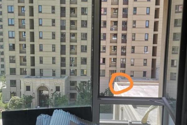 房子屋顶不平衡风水