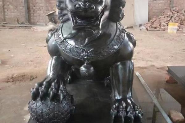 风水铜狮子如何分辨公母怎么区分 风水铜狮子如何分辨公母怎么区分