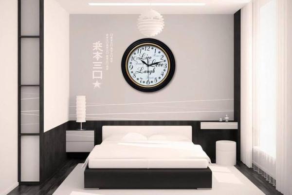 风水，客厅挂钟圆形还是方形好