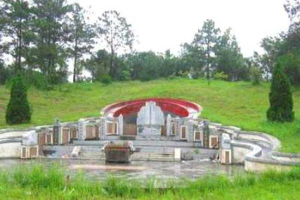 阳陵风水,有罗盘石的景帝墓地 阳陵风水,有罗盘石的景帝墓地