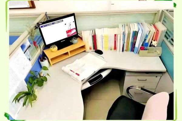 如何避免女性办公桌摆放的风水禁忌？