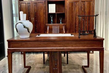 书桌可以背对大门吗书房装修风水禁忌