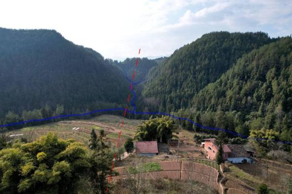 揭秘好祖坟风水的标准是什么