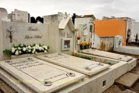 世界名人墓地之拿破仑墓地风水