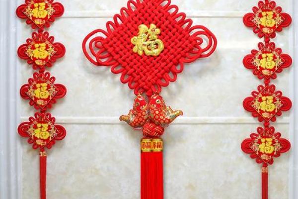 居家客厅悬挂中国结的风水宜忌 居家客厅悬挂中国结的风水宜忌