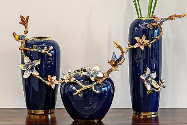 大厅风水_公司大厅放花瓶什么寓意