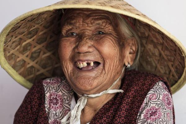 见了“黄大仙”，这事不一般，农民很为难