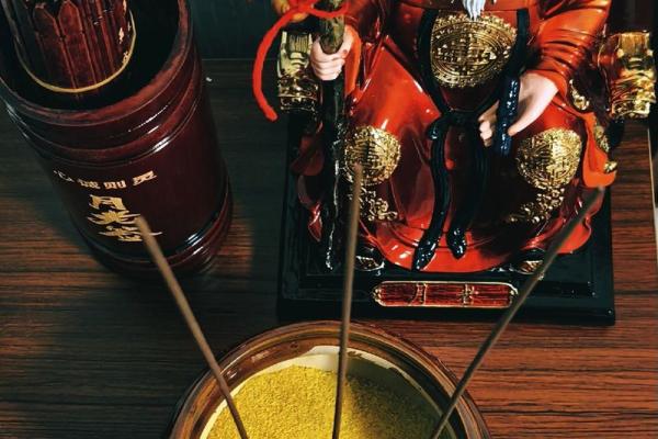 月老灵签92签中姻缘 月老灵签92签的白话意？