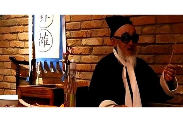 算命先生能知道你以前的事 算命先生能知道你以前的事