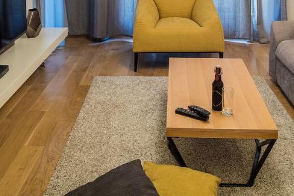 客厅地毯风水讲究，大气最重要