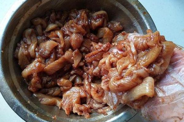 算命先生说猪肉太贵什么意思 算命先生说猪肉太贵什么意思